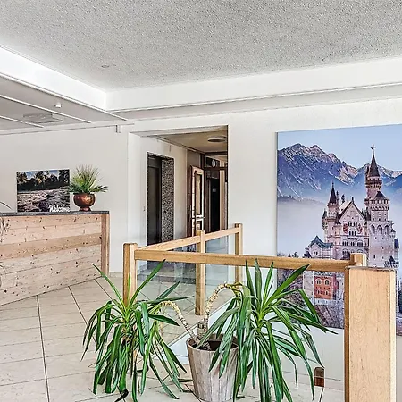 Alpenlodge Rubihorn By Interhome ليتشبروك